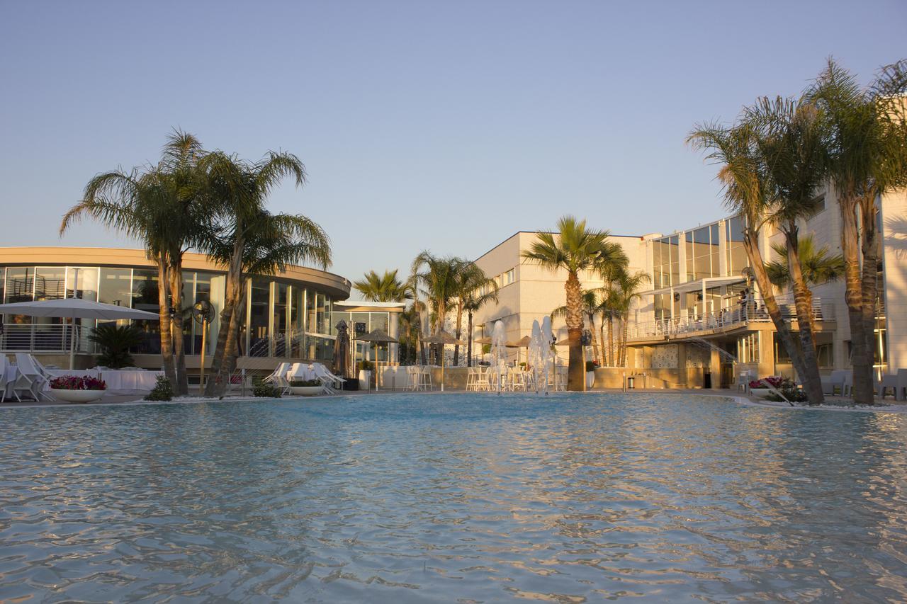 DubaiVillage Camposano Esterno foto